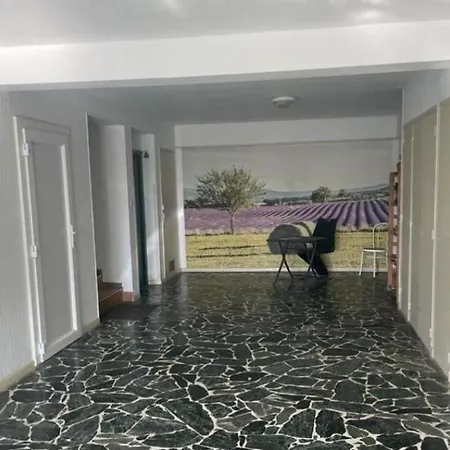 A Les Bains - Les Fontaines * Greoux-les-Bains