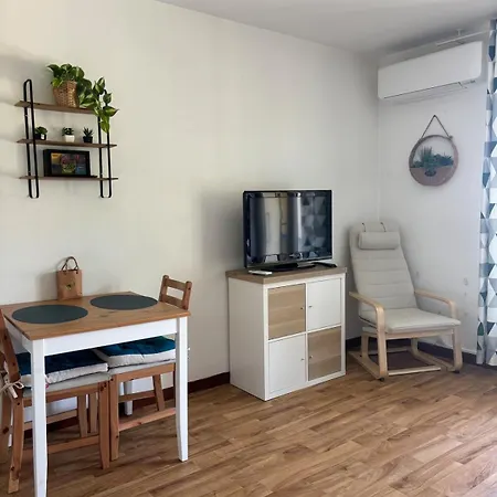 A Les Bains - Les Fontaines Apartment *